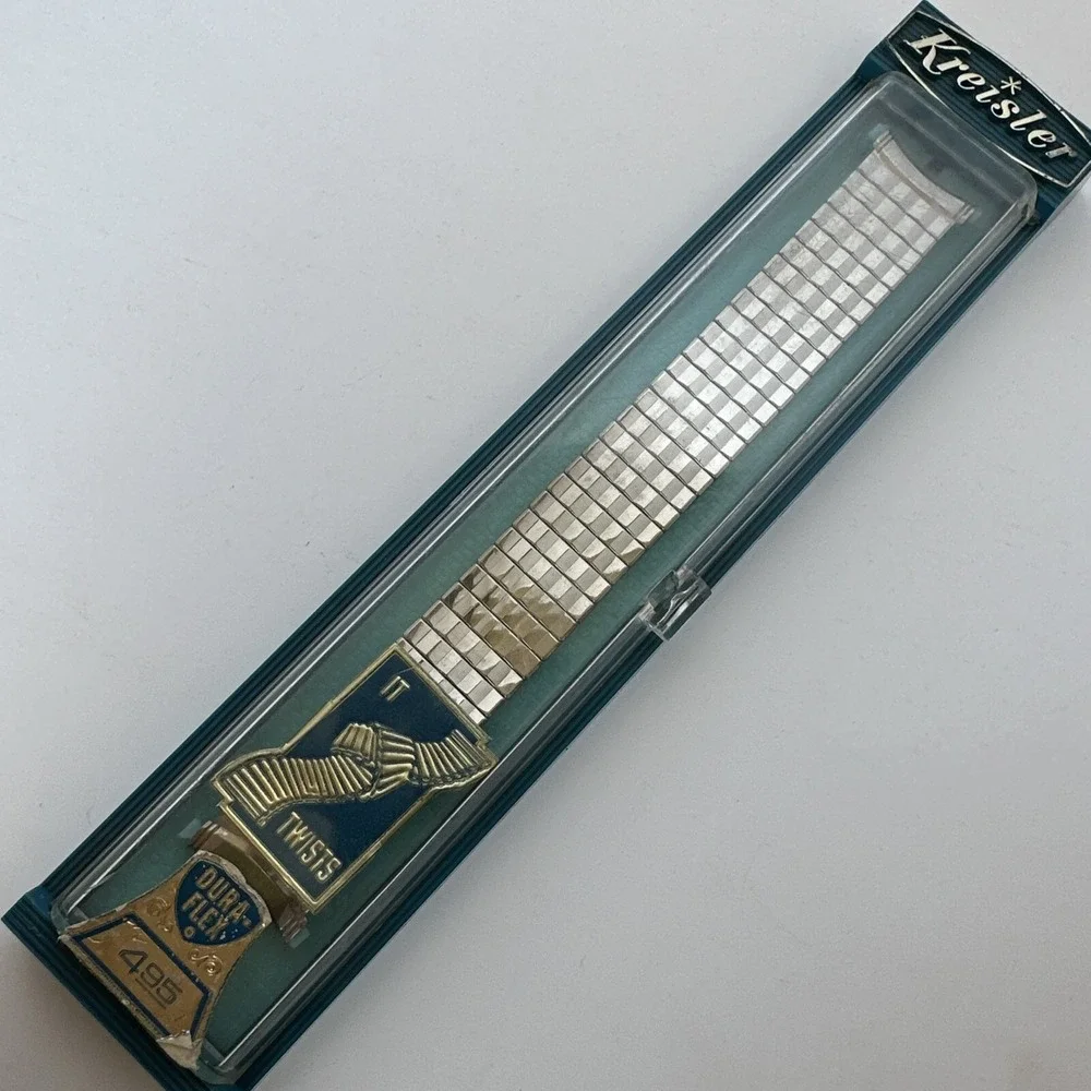 Vintage Kreisler Dura-Flex Watch Band Silver Tone Expansion Strap It Twists NOS